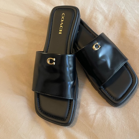 Coach Florence Sandal - Picture 1 of 4